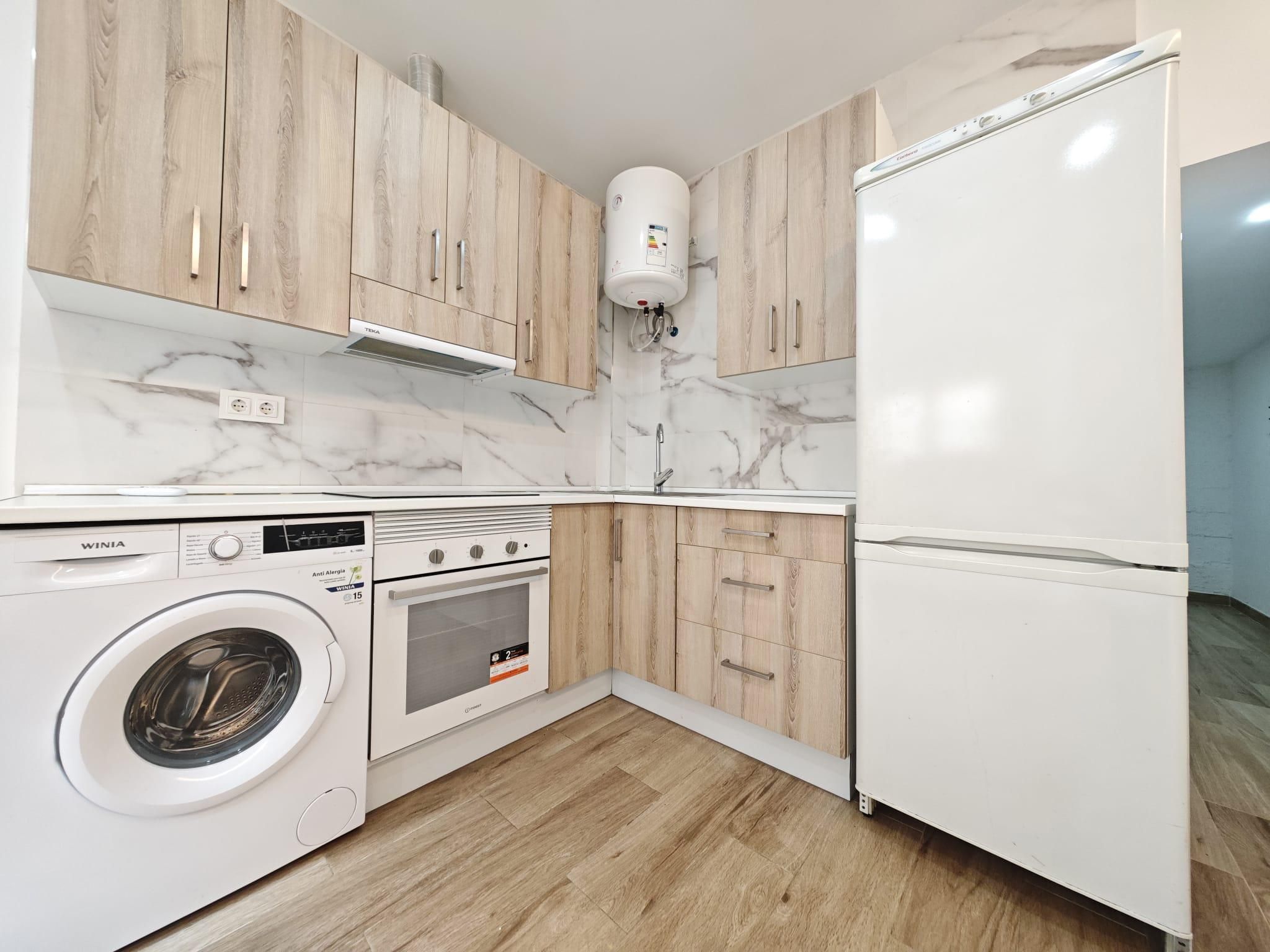 Kitchen of Planta baja for sale in  Madrid Capital  with Air Conditioner and Heating
