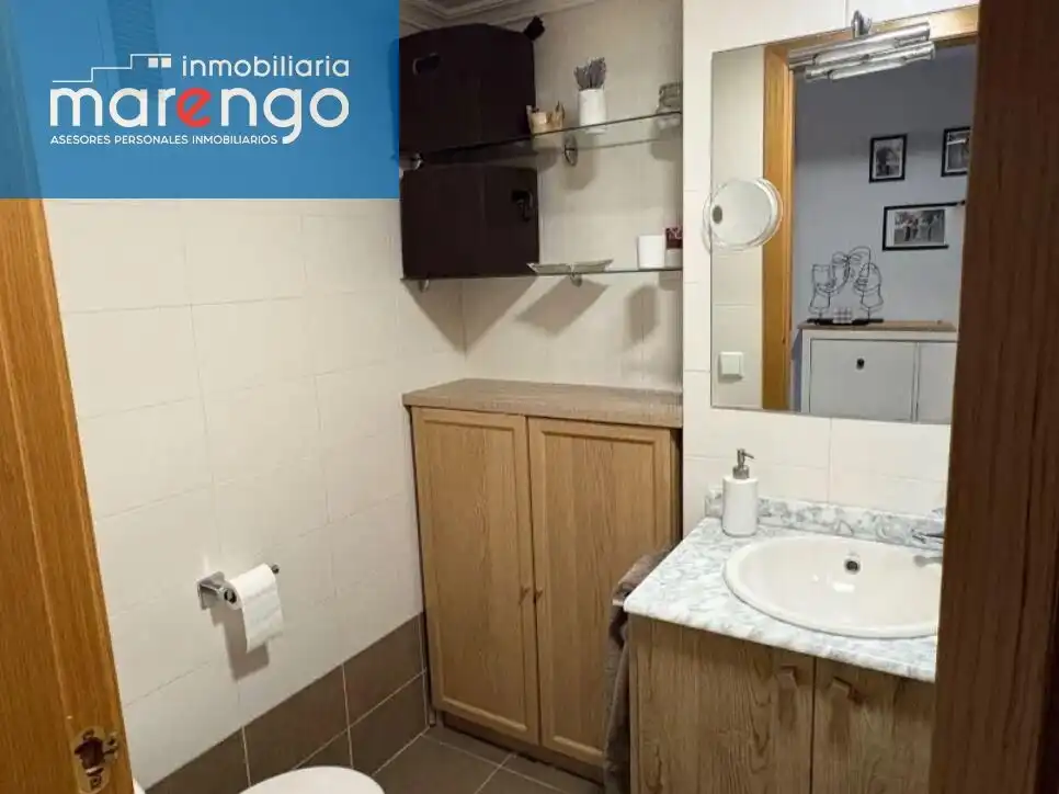 Bathroom of Flat for sale in Piscinas
