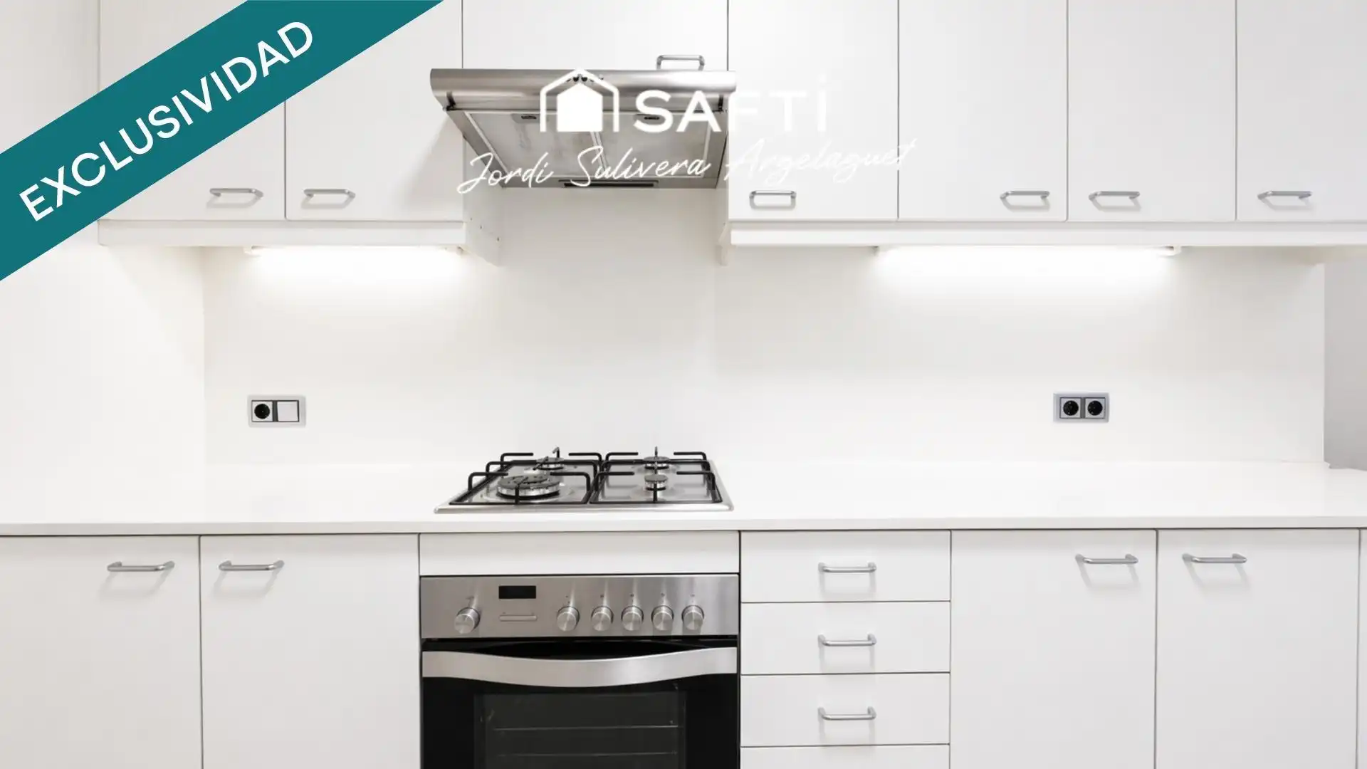Kitchen of Flat for sale in Girona  with Air Conditioner, Heating and Terrace