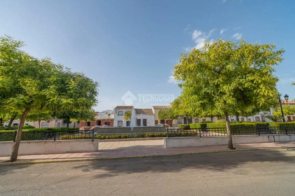 Exterior view of Detached homes for sale in Torreblascopedro  with Air Conditioner
