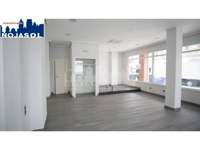 Local comercial en Alquiler en Calle General Santiago en Santoña