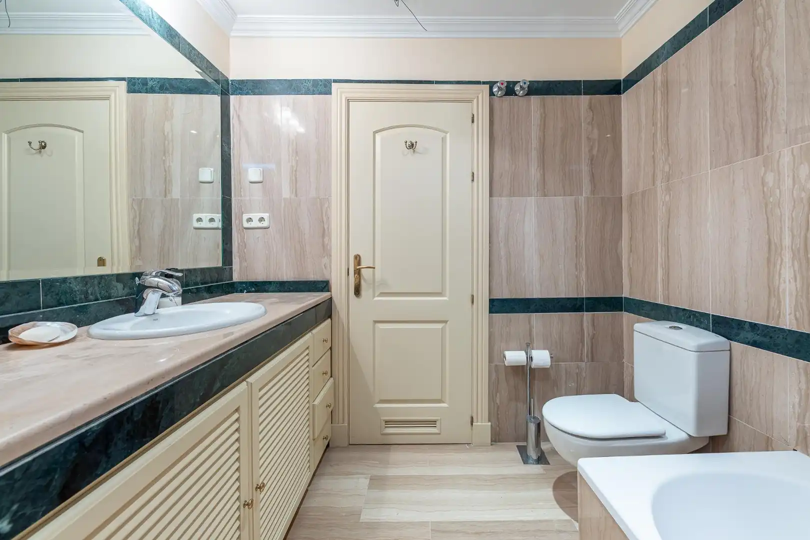 Apartament amb terrassa en venda a Torrequebrada, imagen 23