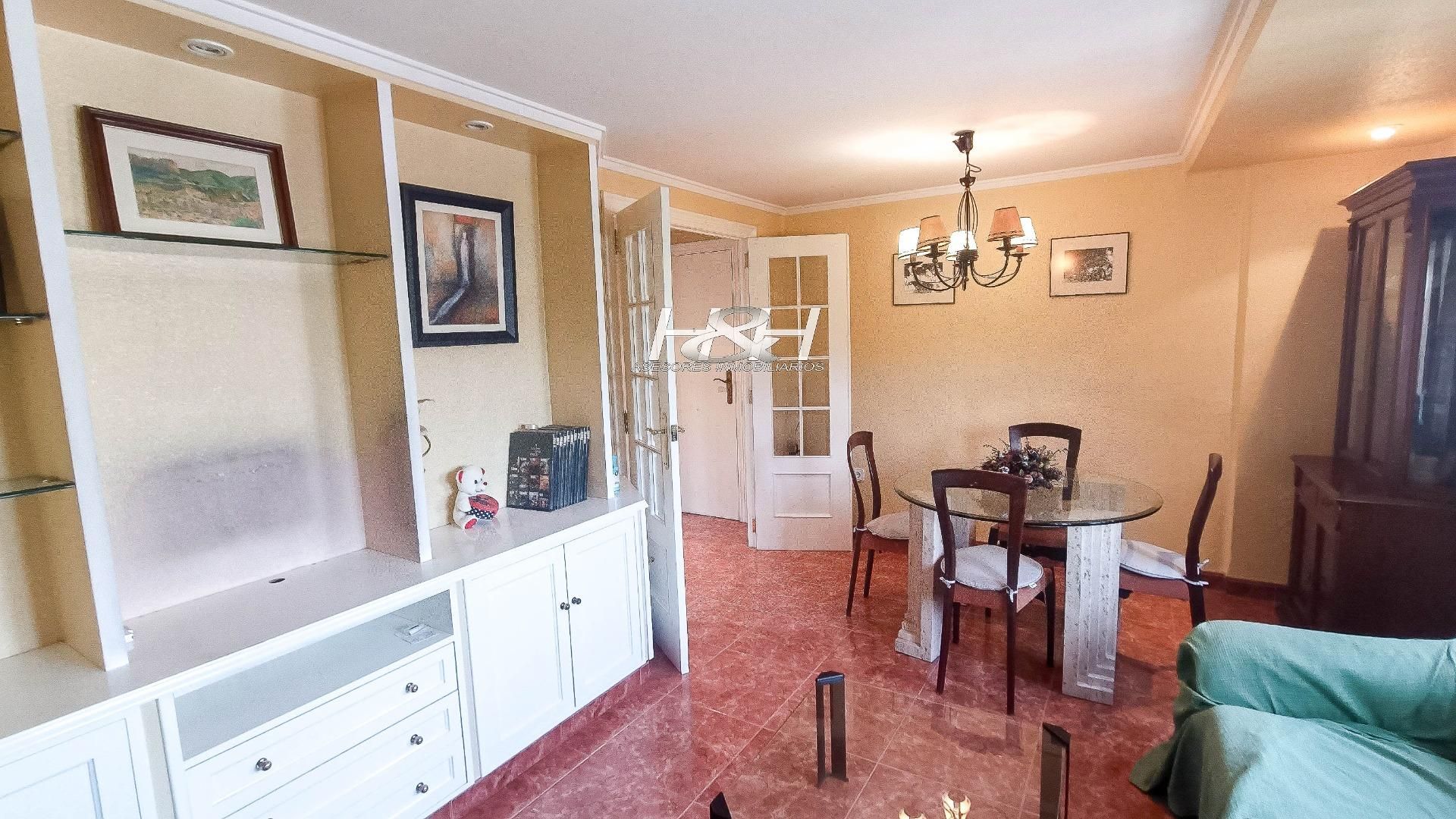 Dining room of Flat for sale in Burjassot  with Air Conditioner and Balcony