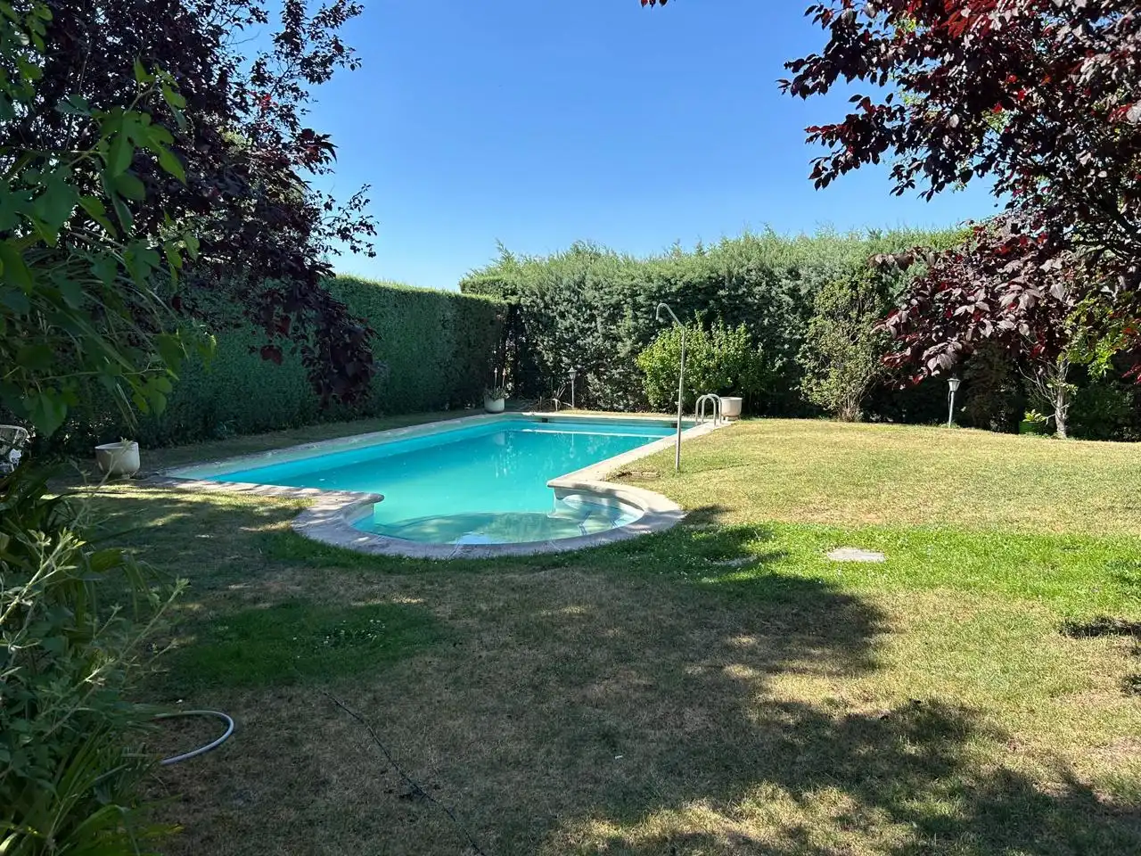 Piscina de Casa o chalet en venta en Majadahonda con Calefacción, Jardín privado y Parquet