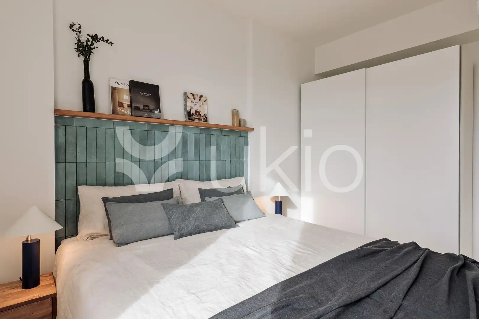 Bedroom of Attic for rent in Barcelona  with Air Conditioner, Heating and Terrace