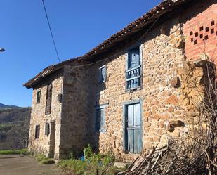 Vista exterior de Casa o xalet en venda en Parres