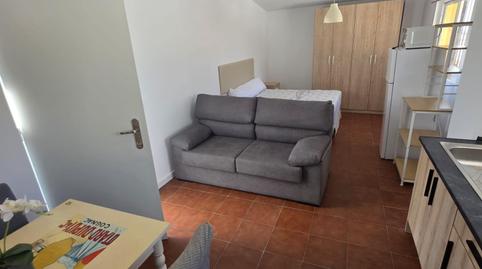 Foto 3 de Ático de alquiler en Los Jardines de Marbella - La Ermita, Málaga