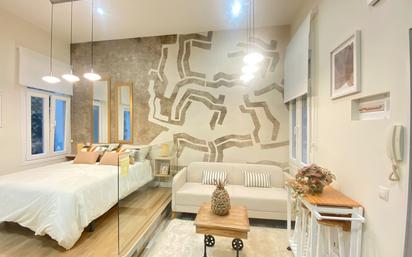 Sala d'estar de Planta baixa en venda en  Madrid Capital amb Terrassa