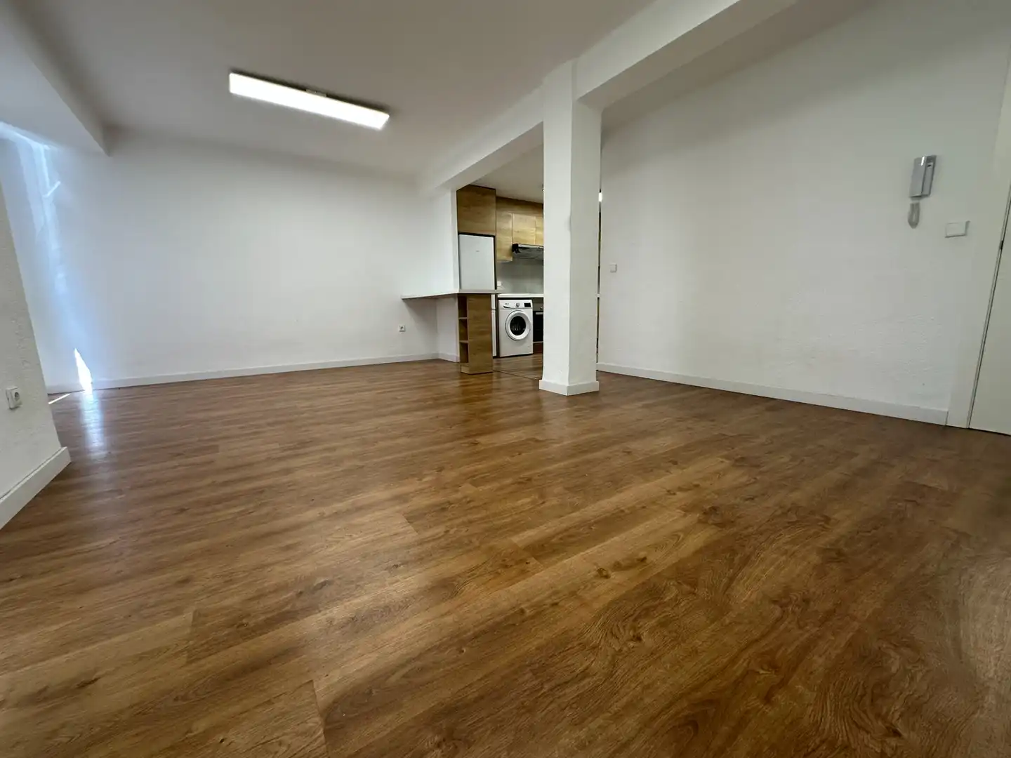 Flat for rent in Xirivella  with Air Conditioner, Parquet flooring and Terrace