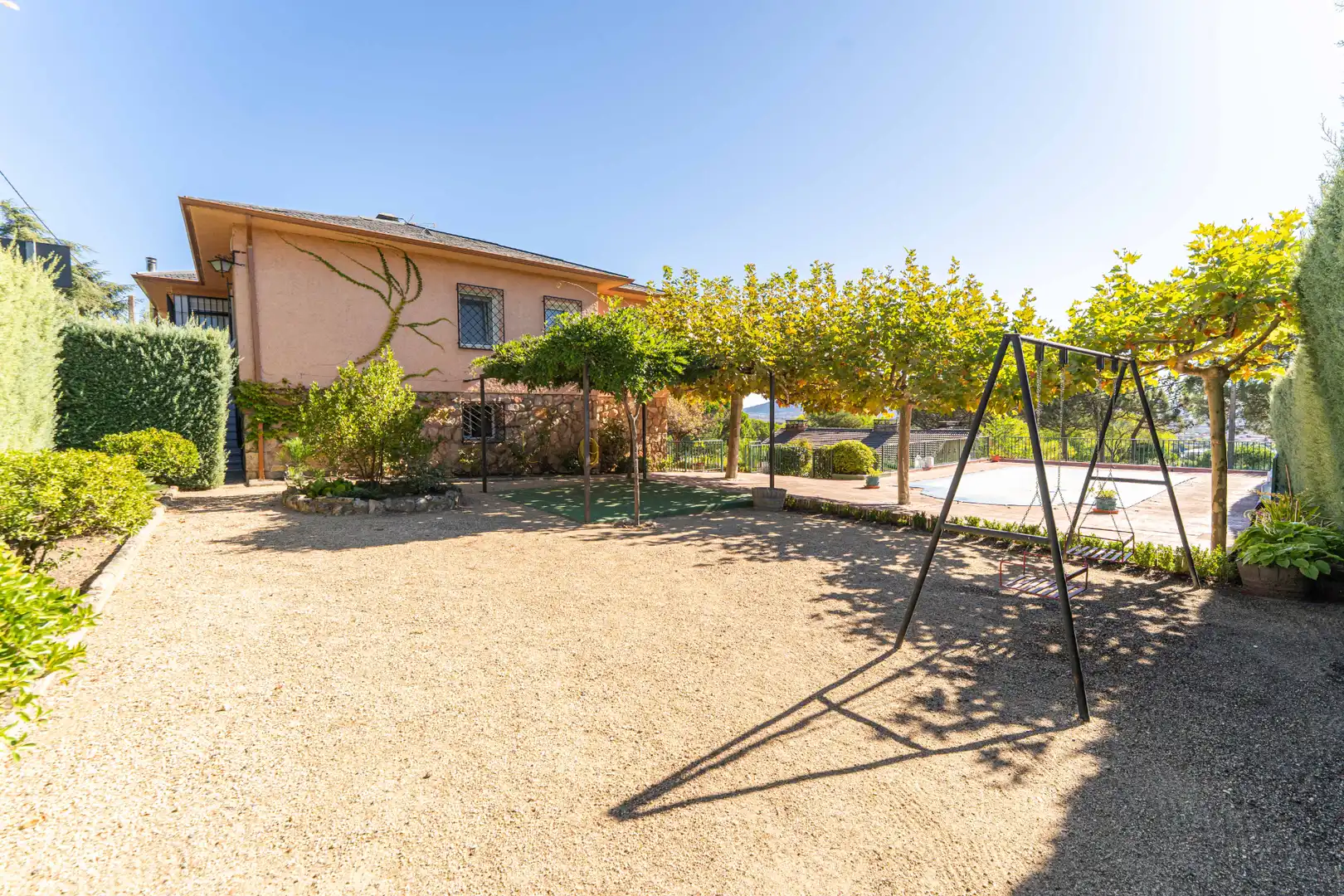 Garden of Houses for sale in Guadarrama  with Air Conditioner, Heating and Private garden