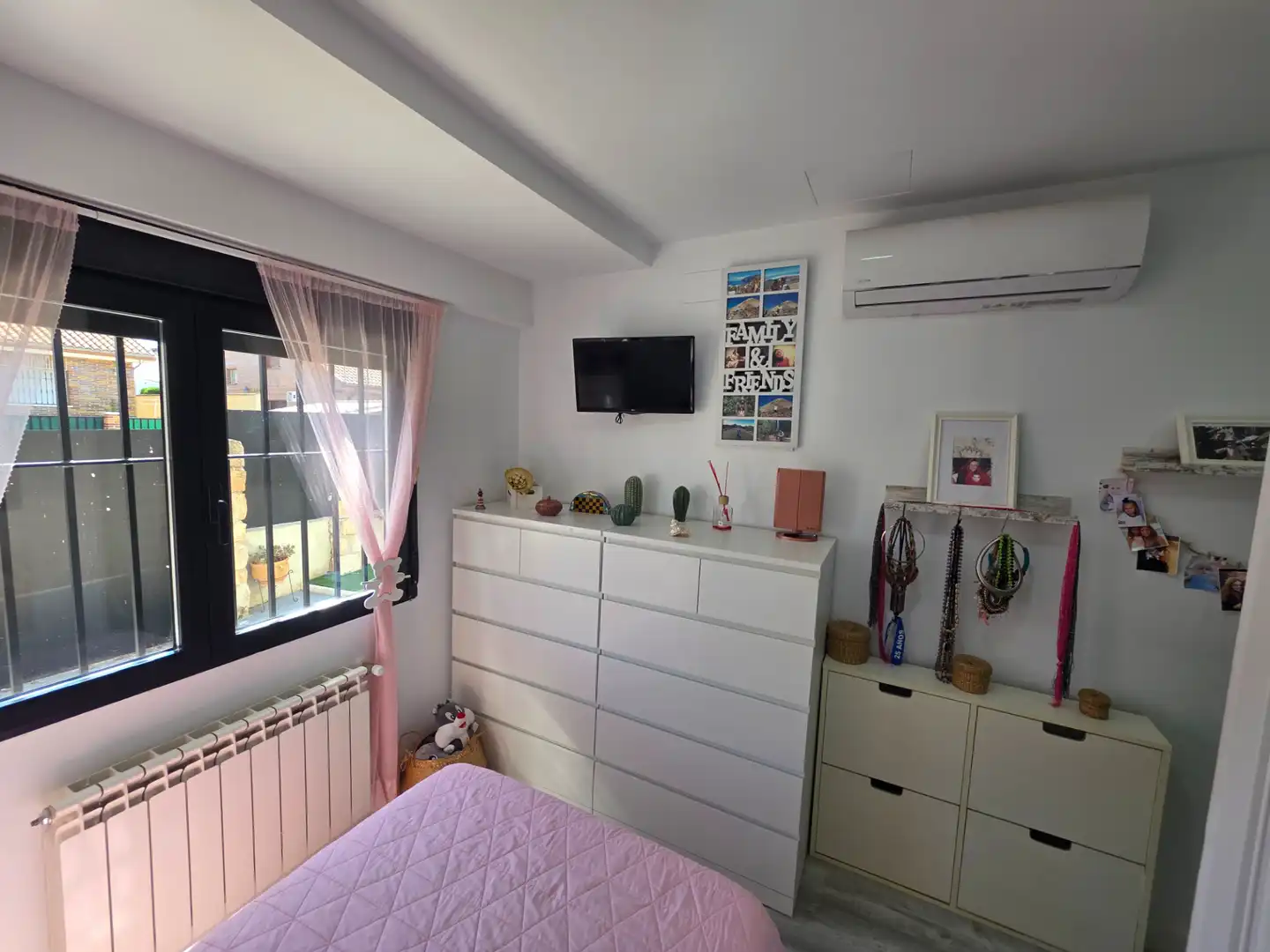 Bedroom of Houses for sale in Griñón  with Air Conditioner, Heating and Private garden