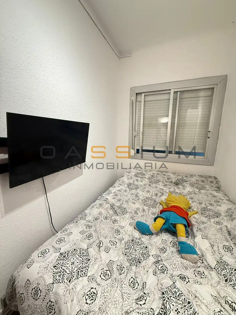 Habitación de Piso en venta en Cornellà de Llobregat con Calefacción y Amueblado