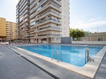 Pis amb piscina en venda a Avenida DEL MAR 37