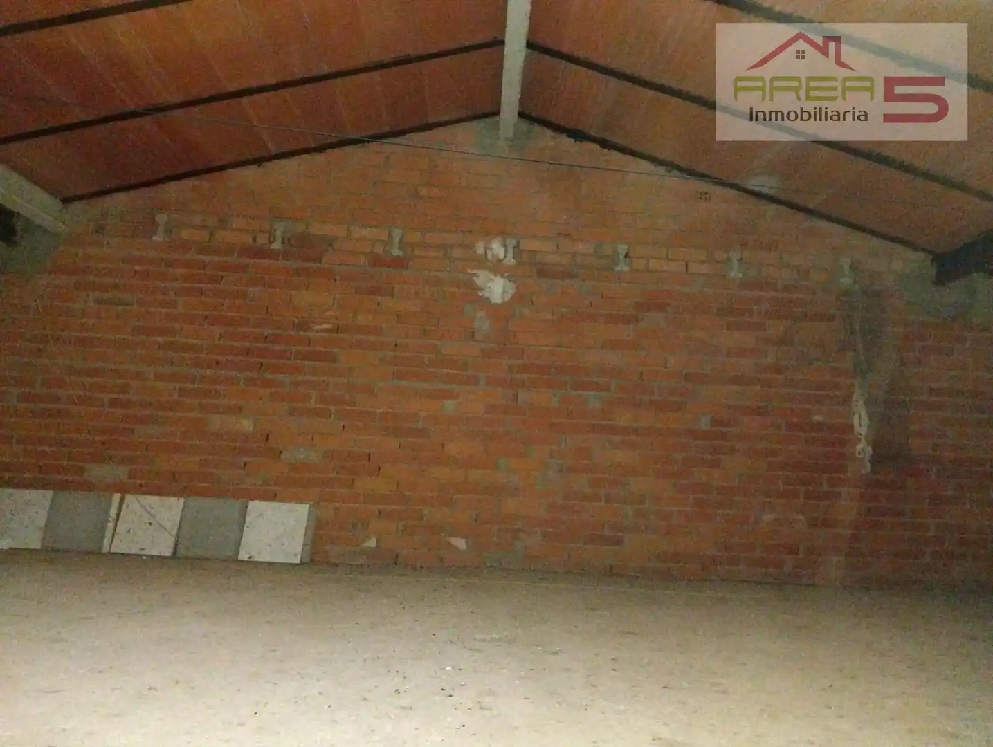 Casa adosada en venda en Aliseda amb Balcó