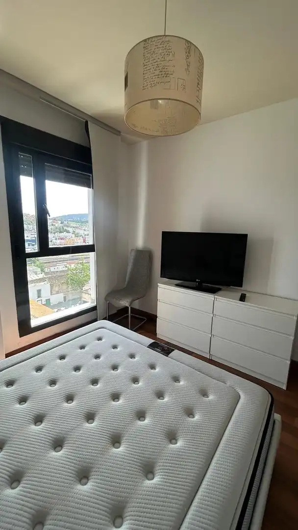 Dormitori de Pis de lloguer en Algeciras amb Aire condicionat i Piscina comunitària