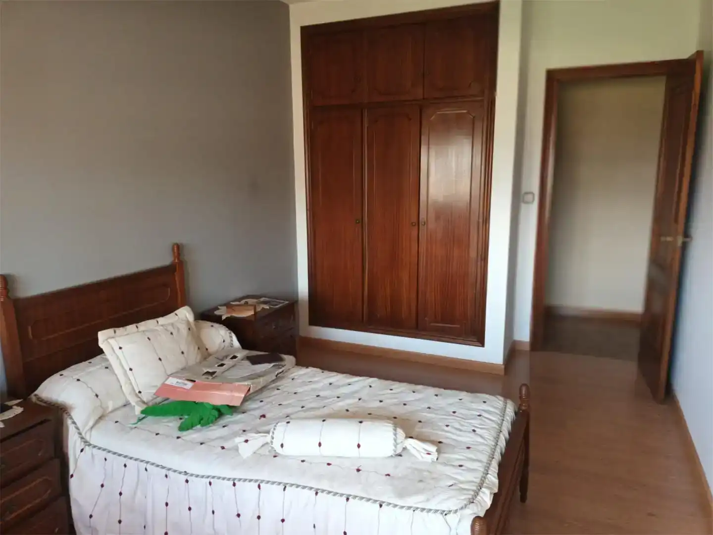 Dormitori de Casa adosada en venda en Bergondo amb Balcó