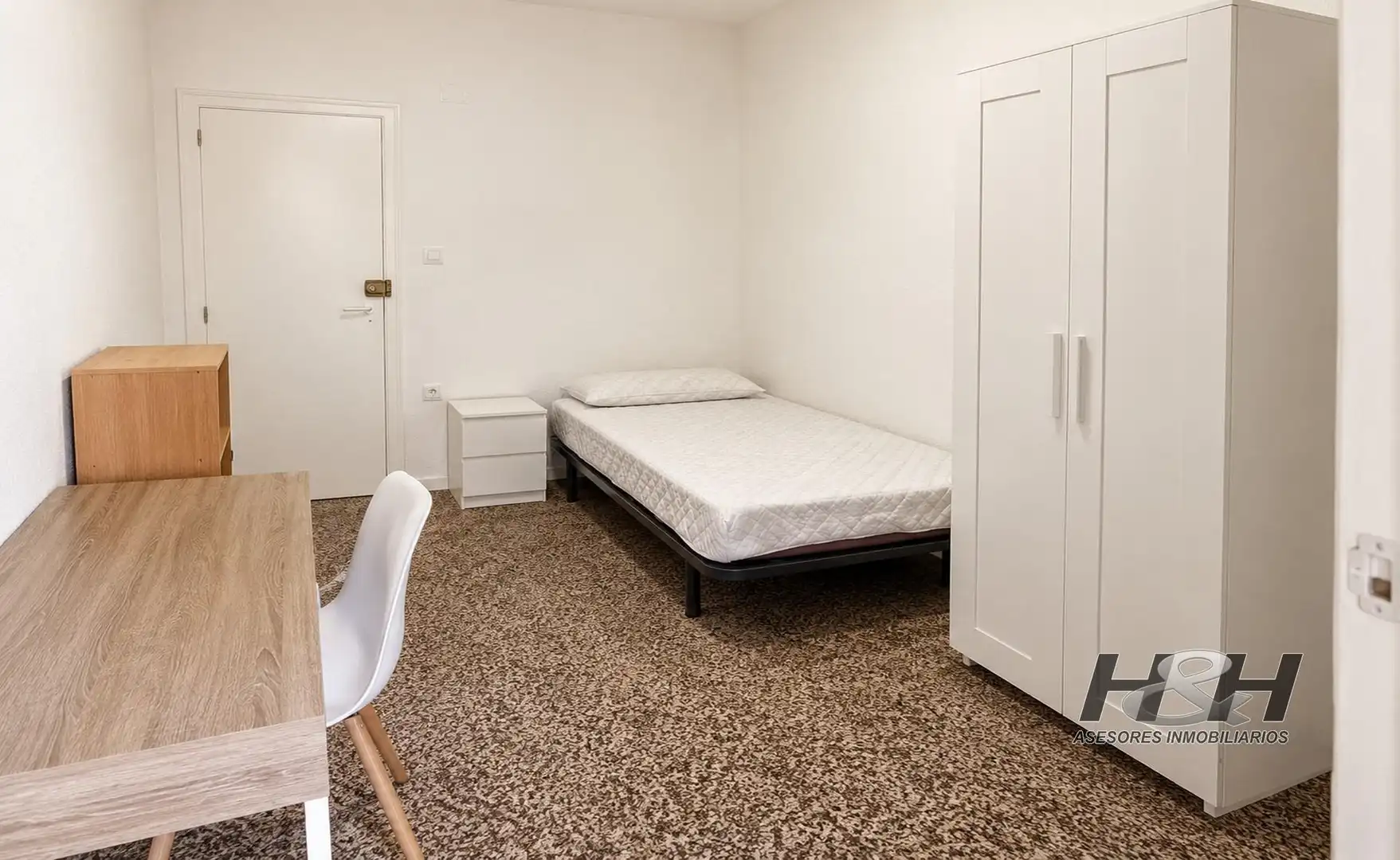 Bedroom of Flat for sale in Burjassot
