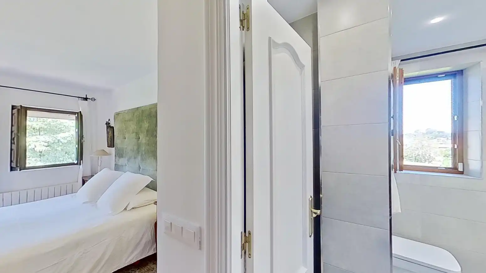 Habitación de Casa o chalet en venta en Alfoz de Lloredo con Calefacción, Terraza y Balcón