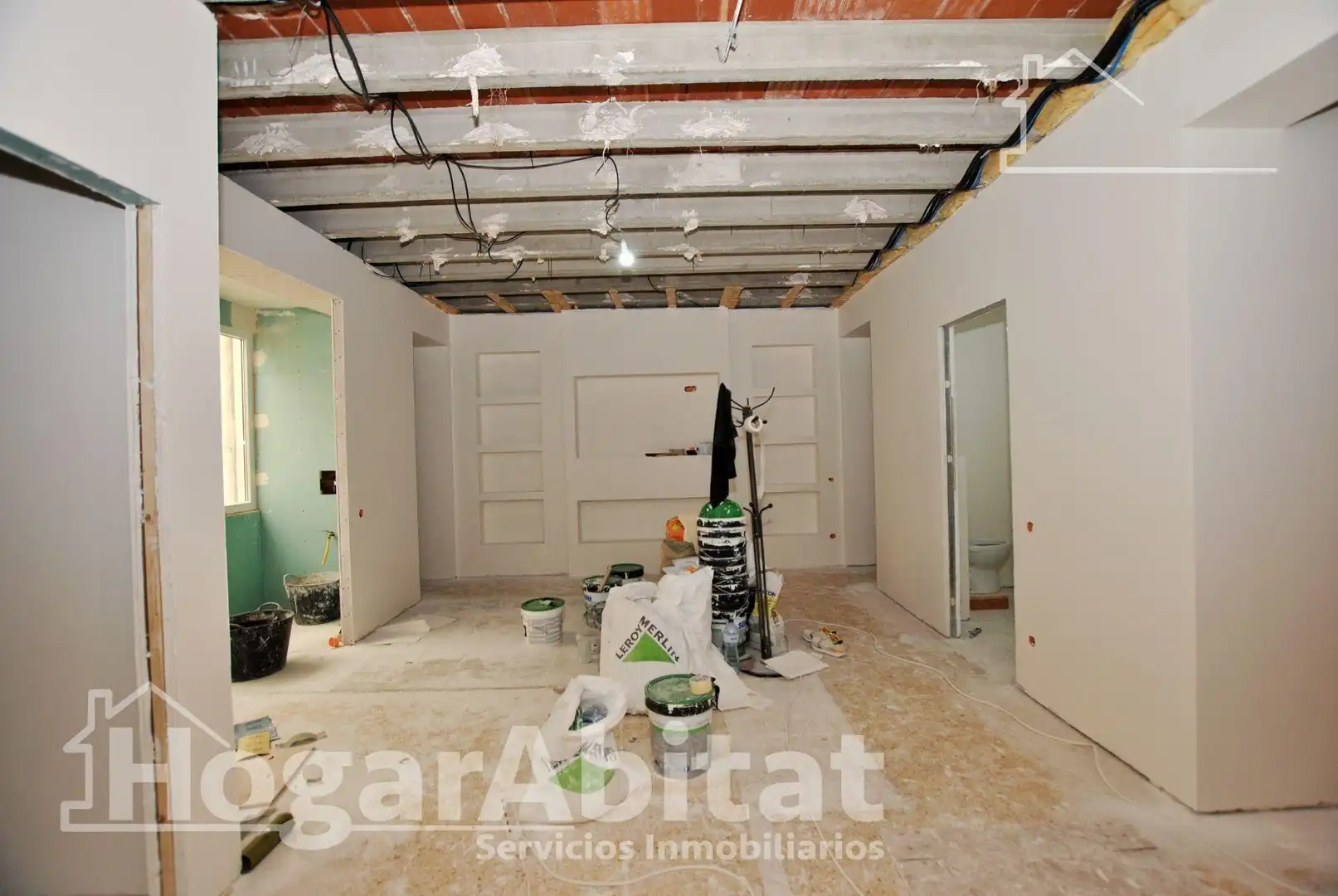 Wohnung zum Verkauf in Gandia mit Klimaanlage, Heizung und Balkon
