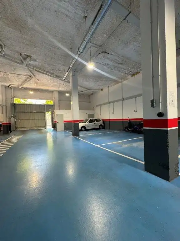 Individuel à vendre à Carrer de Vilaller 8, imagen 2