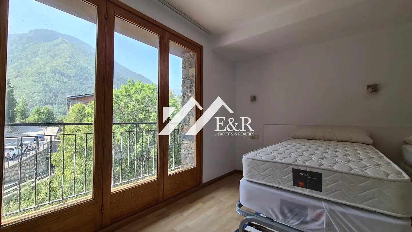 Vista exterior de Piso en venta en La Massana con Terraza y Amueblado