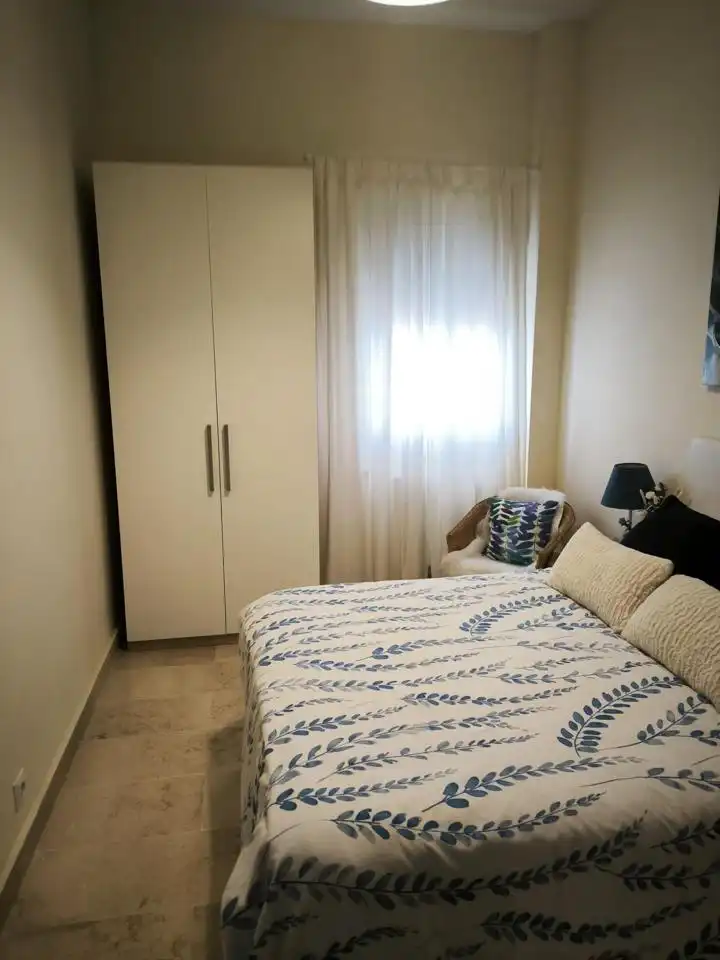Habitación de Dúplex en venta en Sanlúcar de Barrameda con Aire acondicionado, Trastero y Amueblado