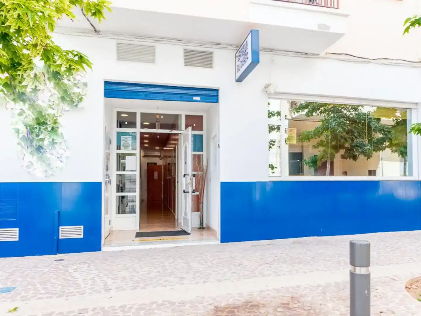 Vista exterior de Local en venta en Benicasim / Benicàssim con Aire acondicionado, Parquet y Amueblado