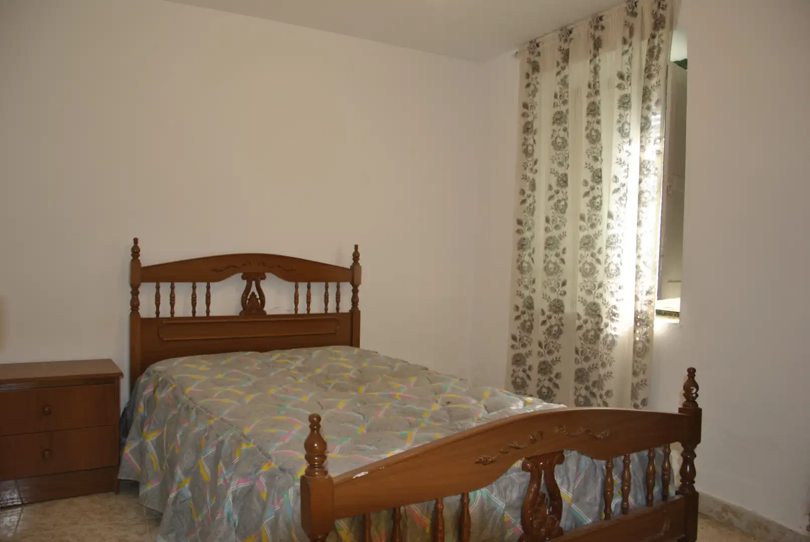 Habitación de Casa adosada en venta en Holguera con Terraza, Trastero y Amueblado