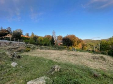 Wohnbaugrundstück zum Verkauf in Viladrau