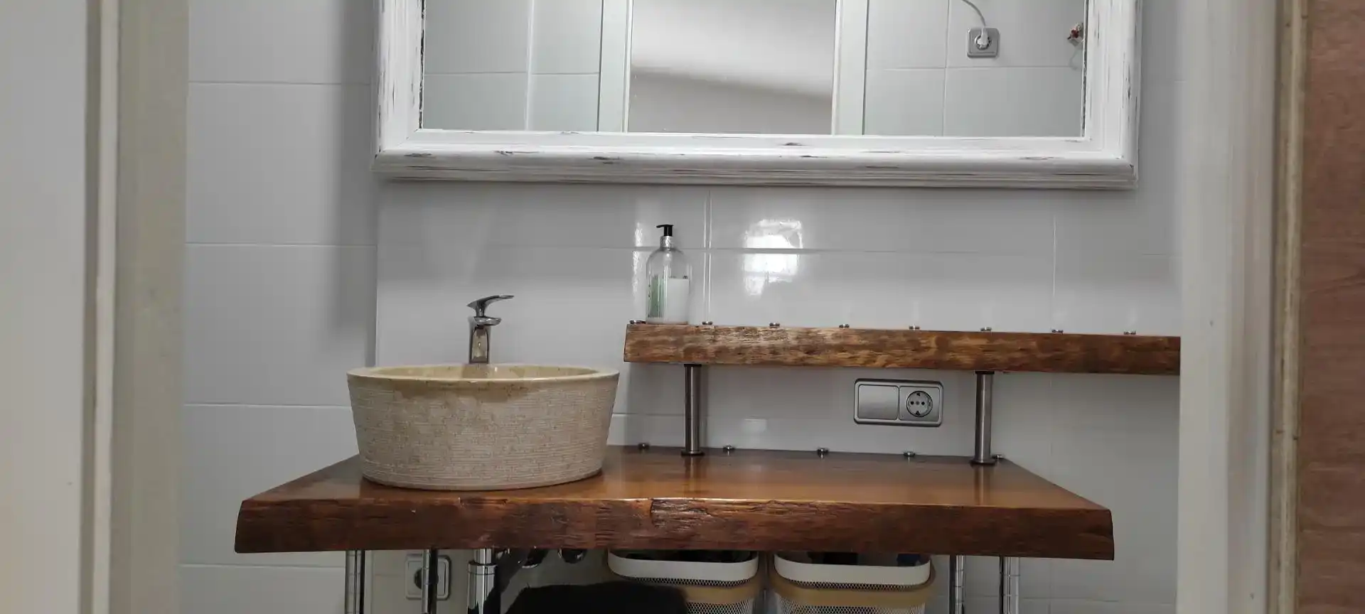 Badezimmer von Geschaftsraum zur Miete in Granollers mit Klimaanlage