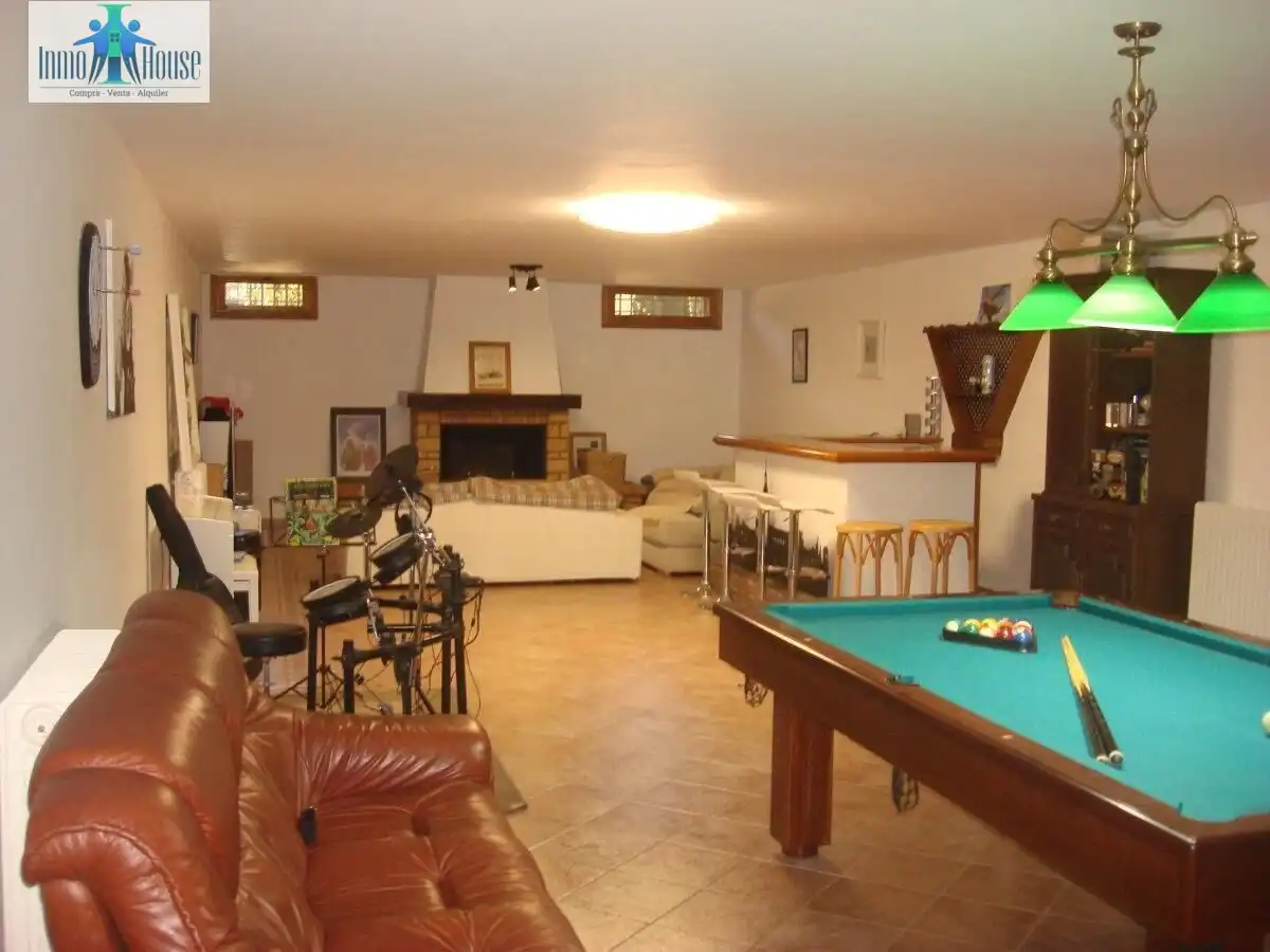 Houses for sale in Albacete  with Private garden, Terrace and Swimming Pool