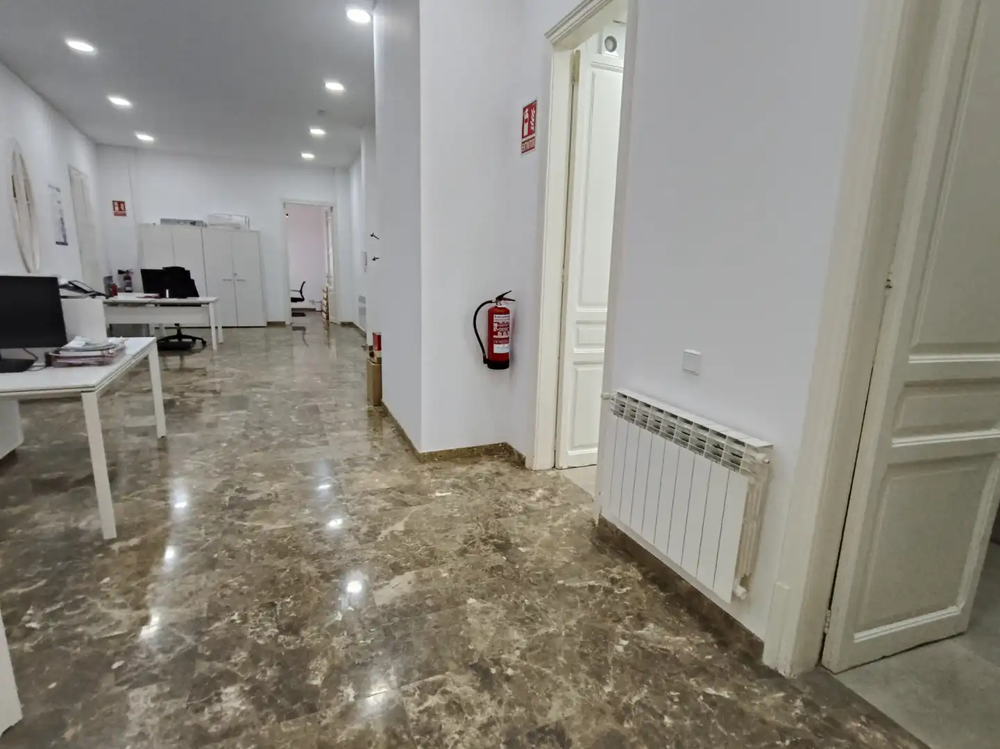 Oficina de lloguer en Barcelona amb Aire condicionat i Moblat