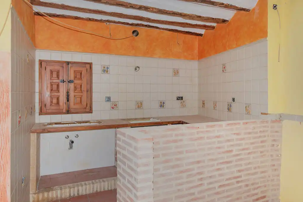 Einfamilien-Reihenhaus zum Verkauf in C/ Esperanza, Elche de la Sierra