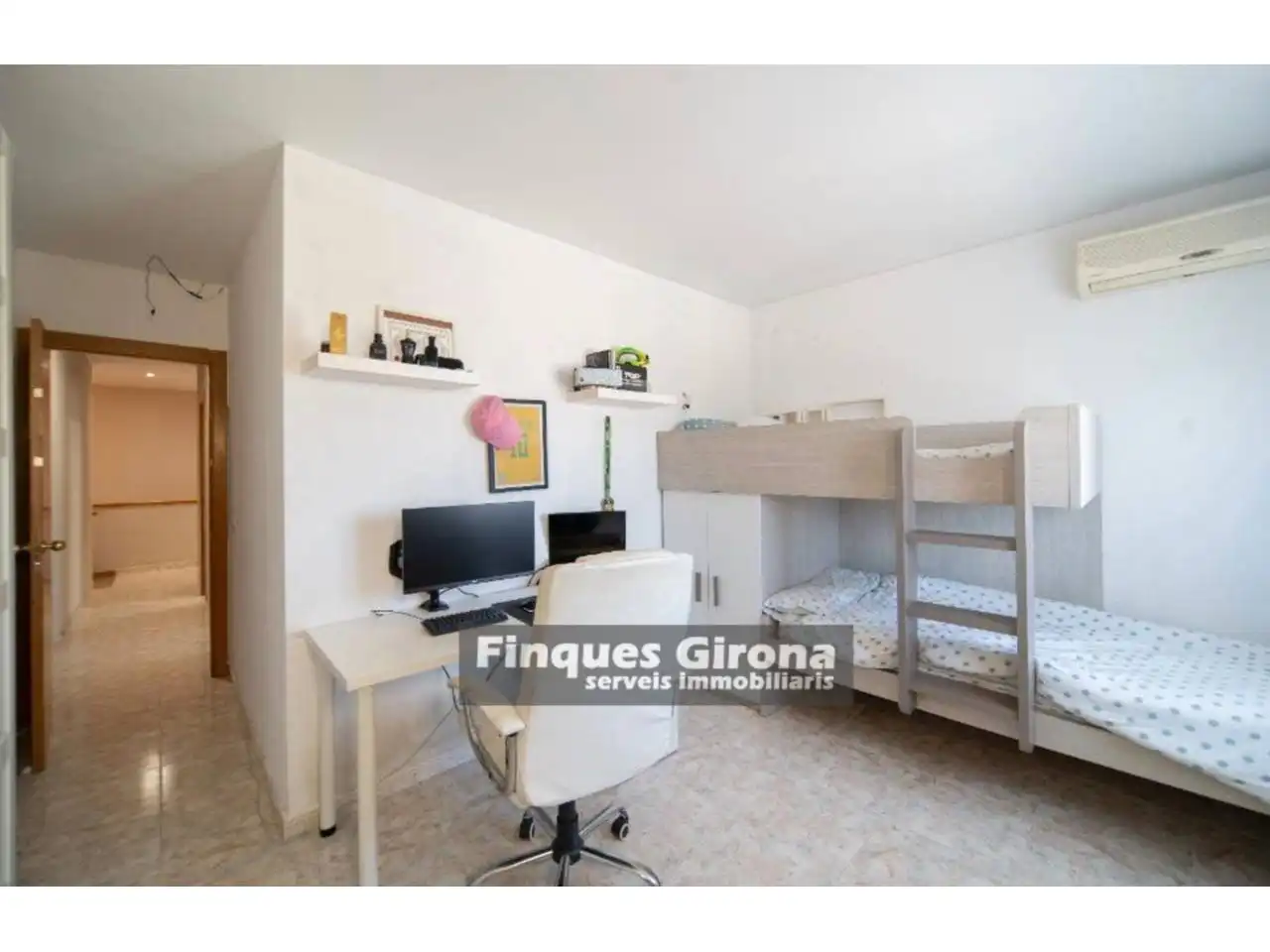 Casa con jardín en venta en Vilablareix, imagen 12