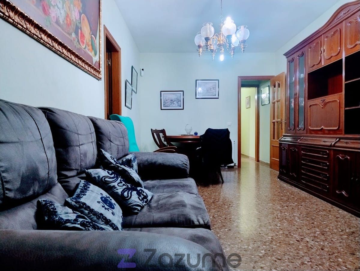 Sala d'estar de Pis de lloguer en Sant Boi de Llobregat amb Calefacció, Moblat i Forn