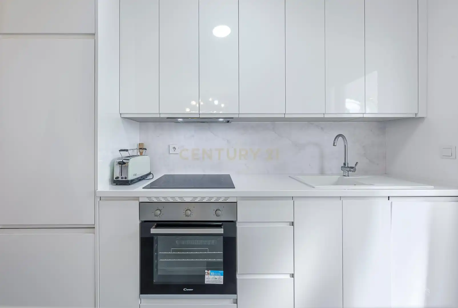 Cocina de Apartamento en venta en Marbella con Aire acondicionado, Trastero y Piscina