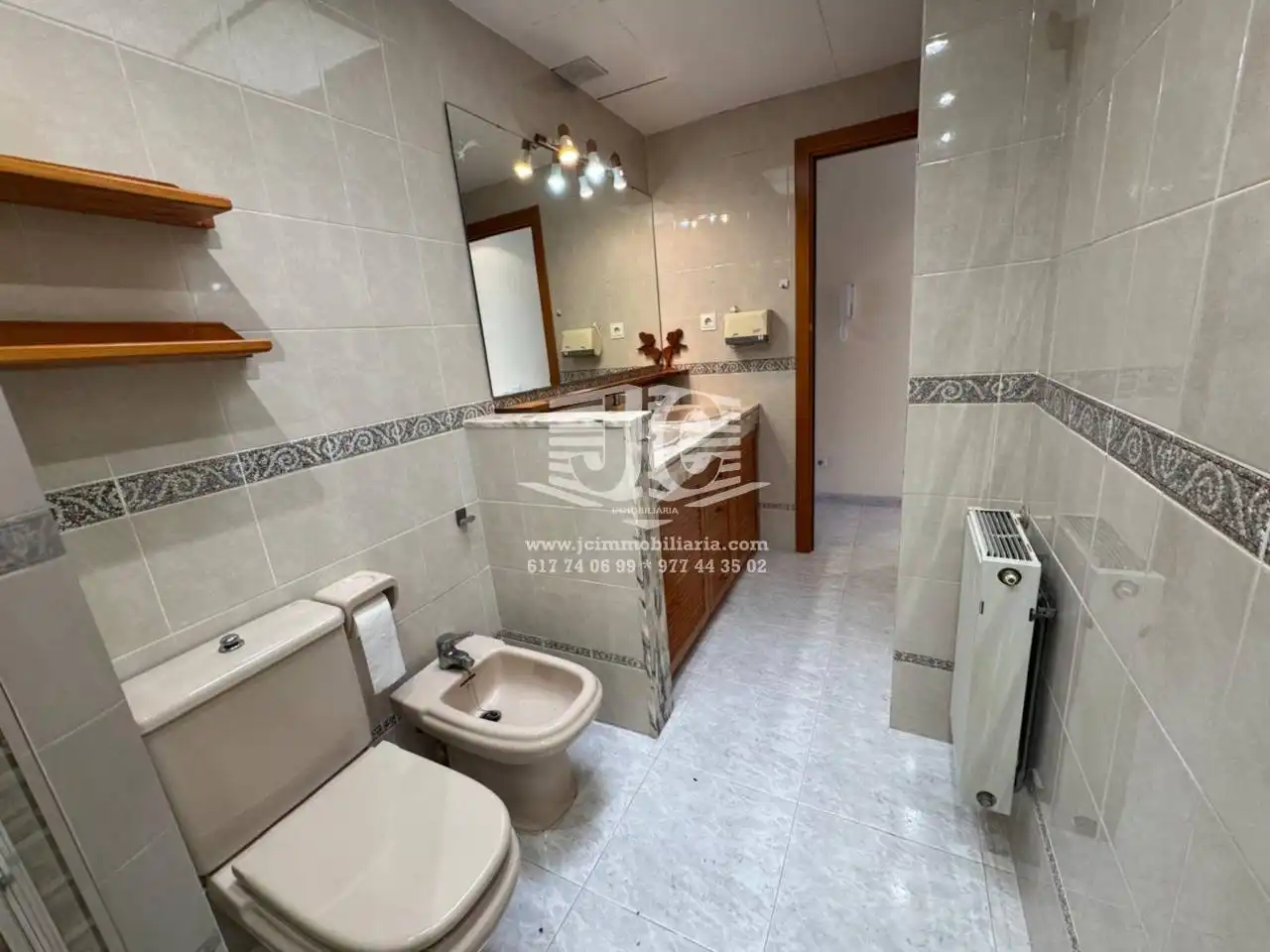 Bany de Casa o xalet en venda en Tortosa amb Aire condicionat, Calefacció i Jardí privat