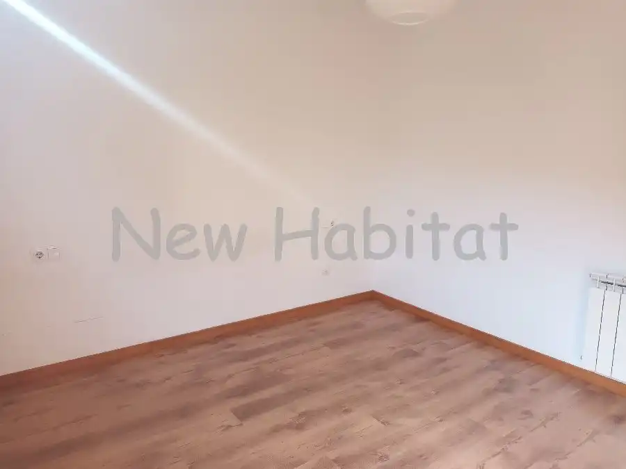 Habitación de Casa adosada en venta en Castellón de la Plana / Castelló de la Plana con Aire acondicionado, Jardín privado y Terraza