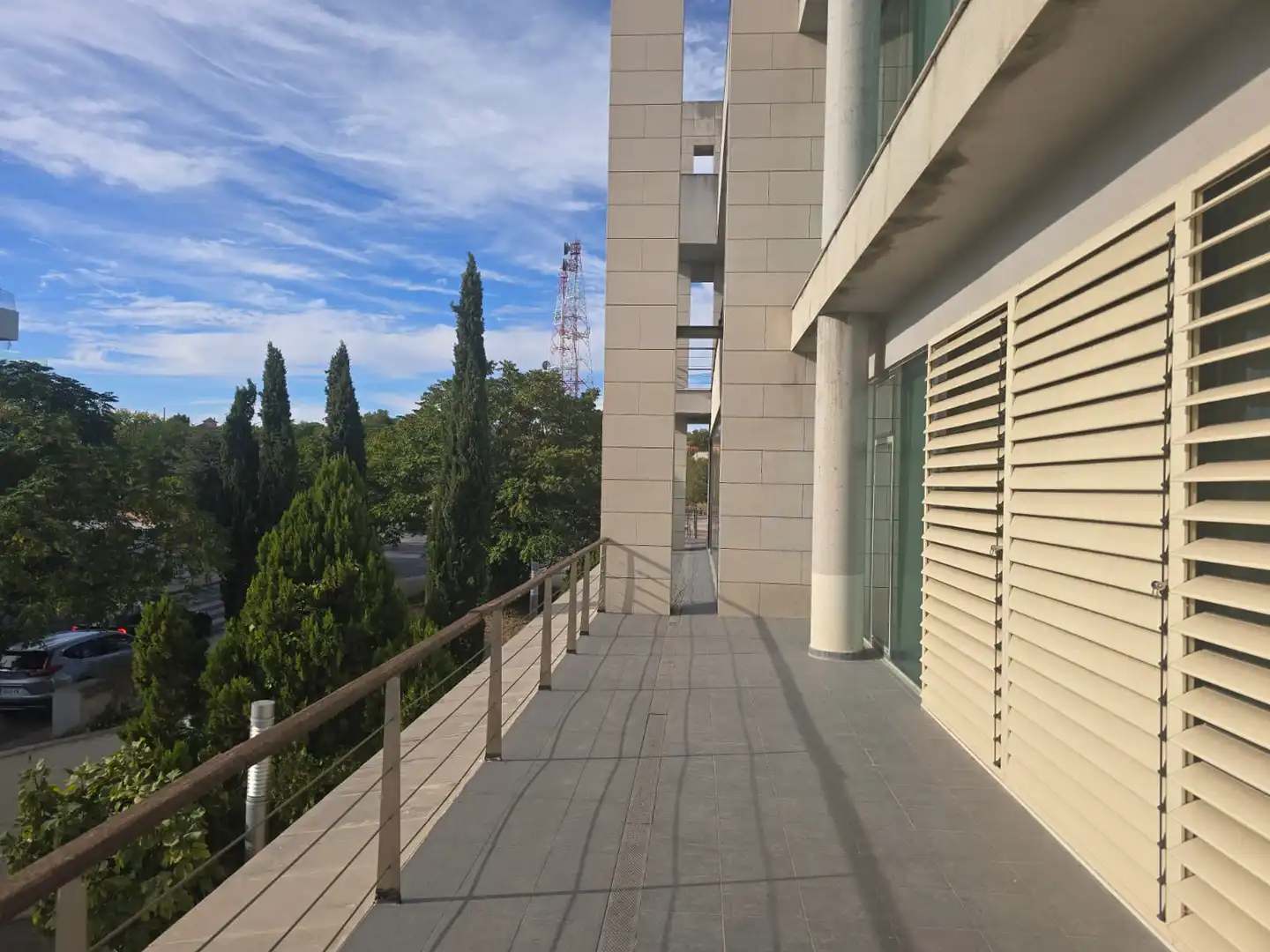 Exterior view of Office for rent in Pozuelo de Alarcón  with Air Conditioner, Heating and Balcony