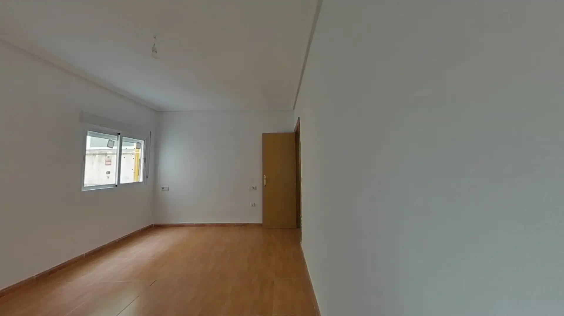 Piso en venta en Valencia con Balcón