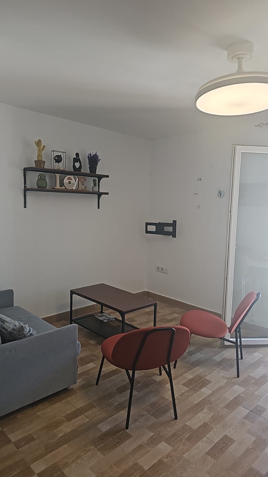 Sala d'estar de Pis en venda en La Línea de la Concepción amb Moblat