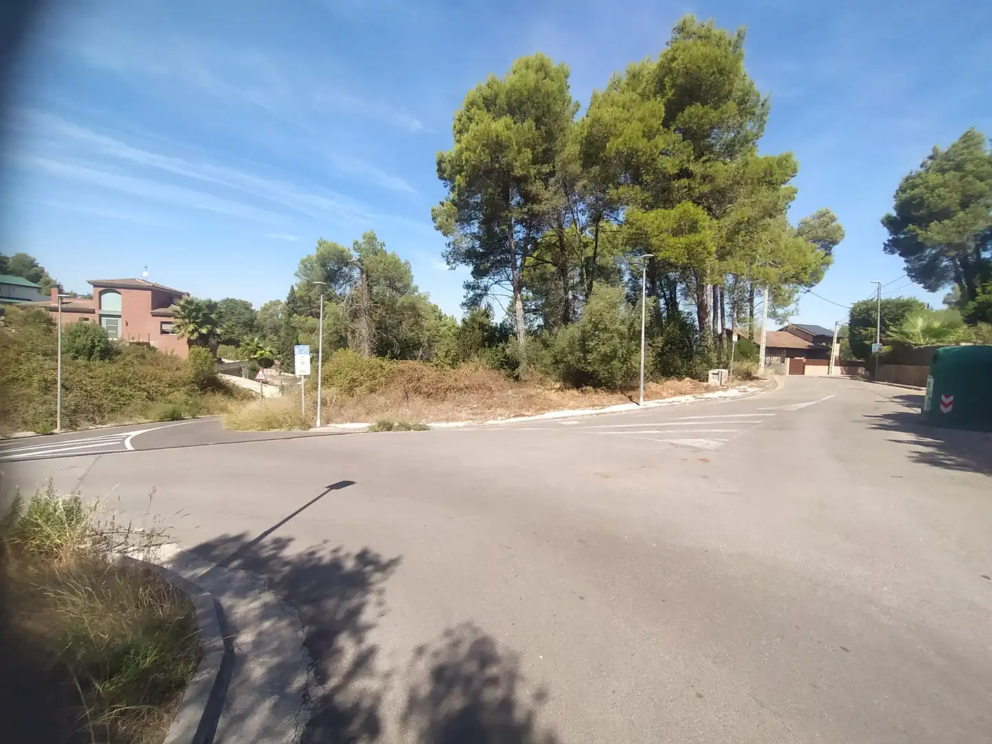 Terreny residencial en venda a Urbanització les Cases Pairals
