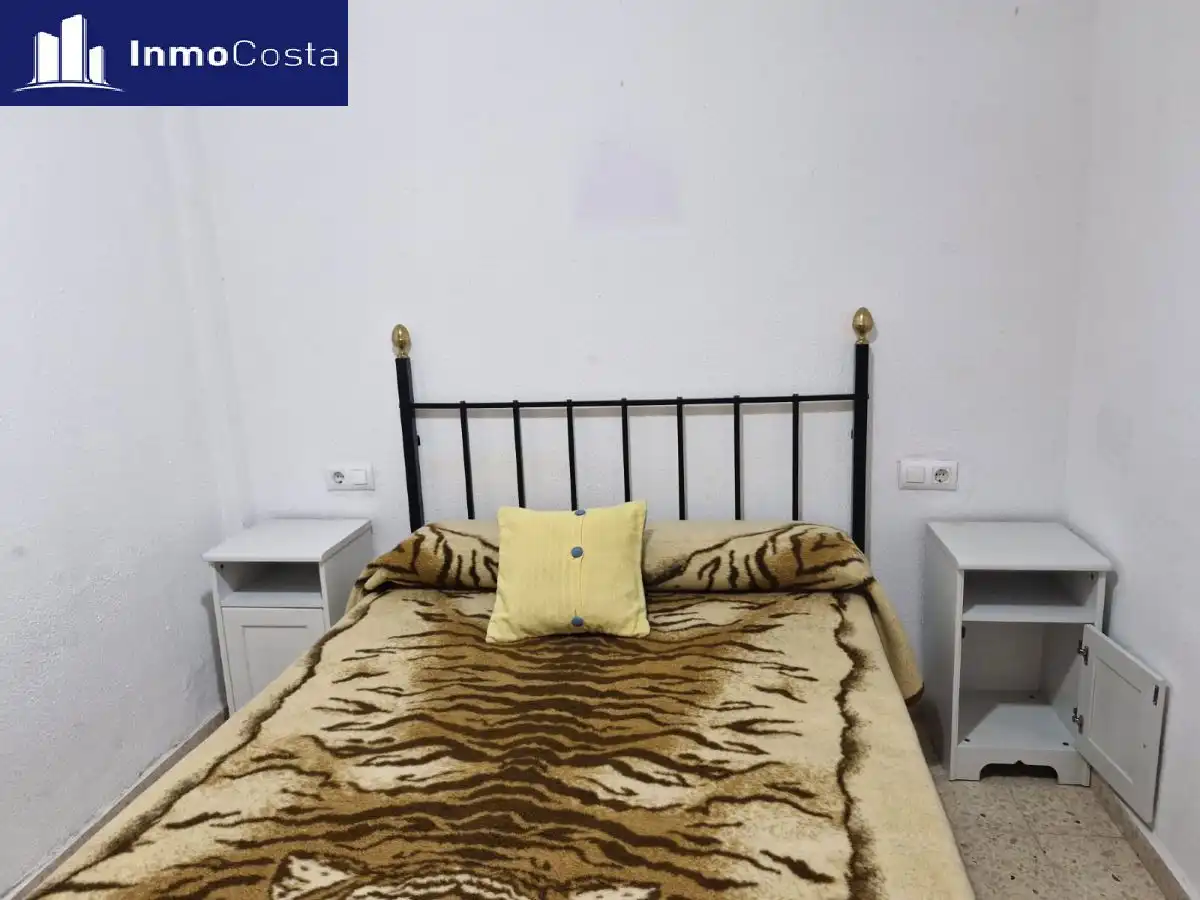 Dormitori de Pis en venda en La Línea de la Concepción amb Terrassa