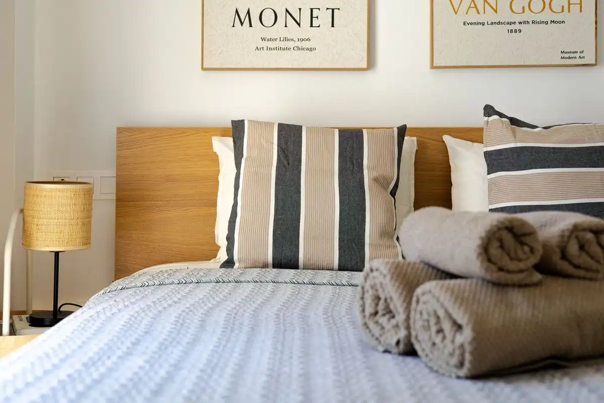 Dormitori de Apartament de lloguer en Manilva amb Aire condicionat, Calefacció i Terrassa