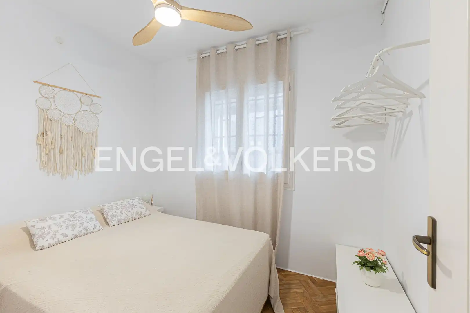 Habitación de Ático en venta en Barcelona con Calefacción y Parquet