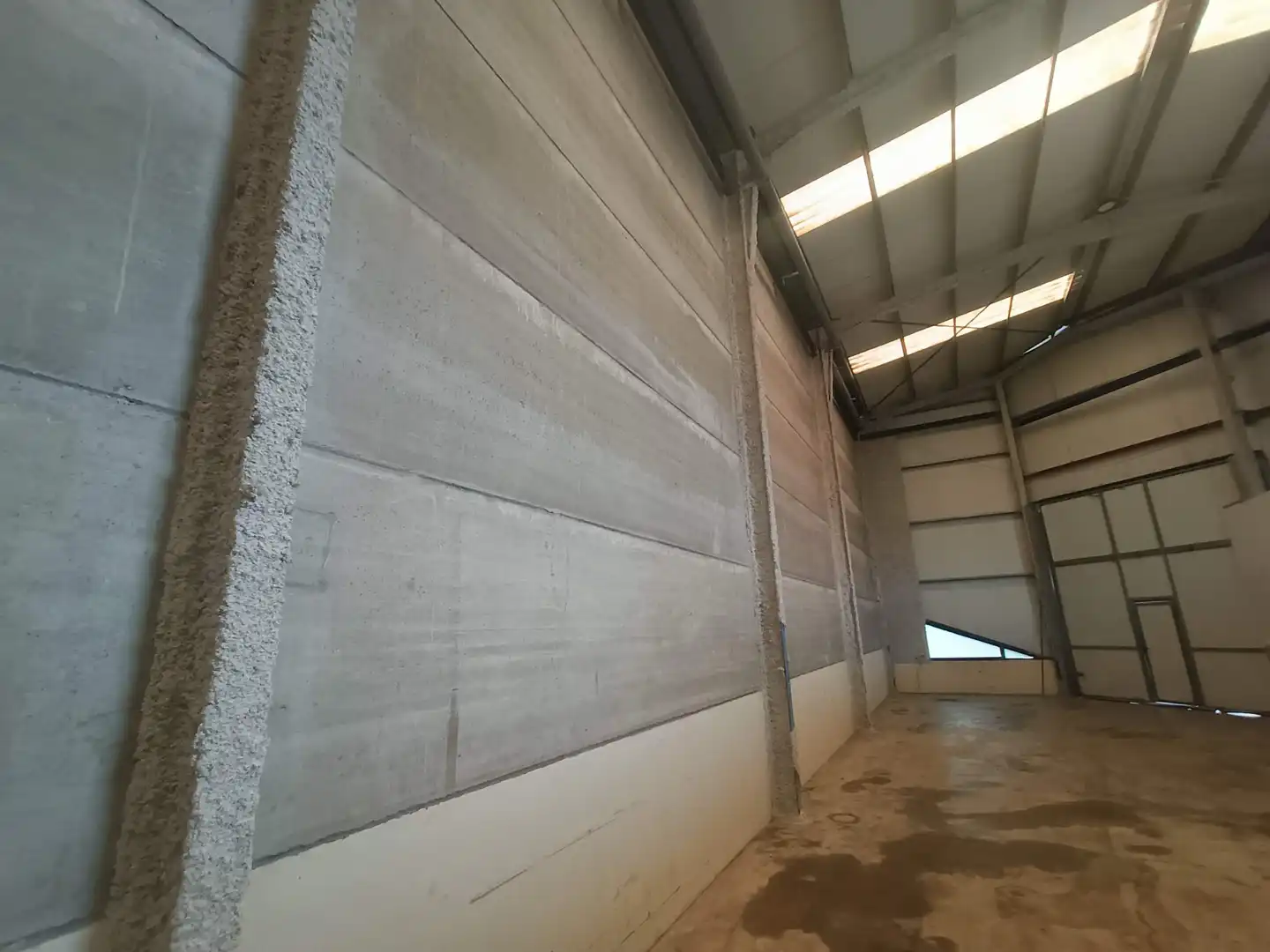Außenansicht von Fabrikhallen zum Verkauf in Almazora / Almassora