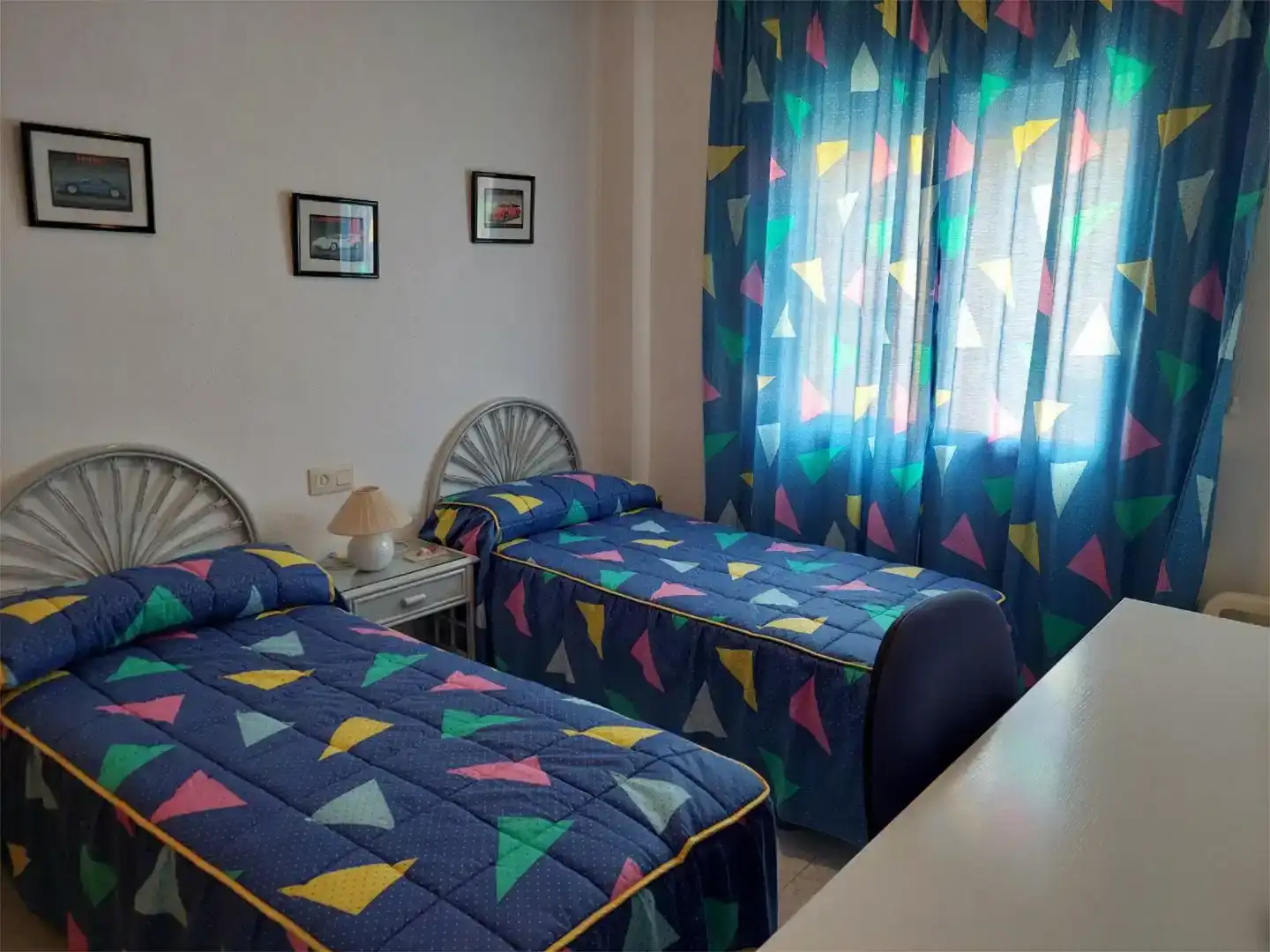 Dormitori de Casa o xalet en venda en La Manga del Mar Menor amb Piscina