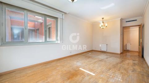 Foto 4 de Pis en venda a Alameda de Osuna, Madrid