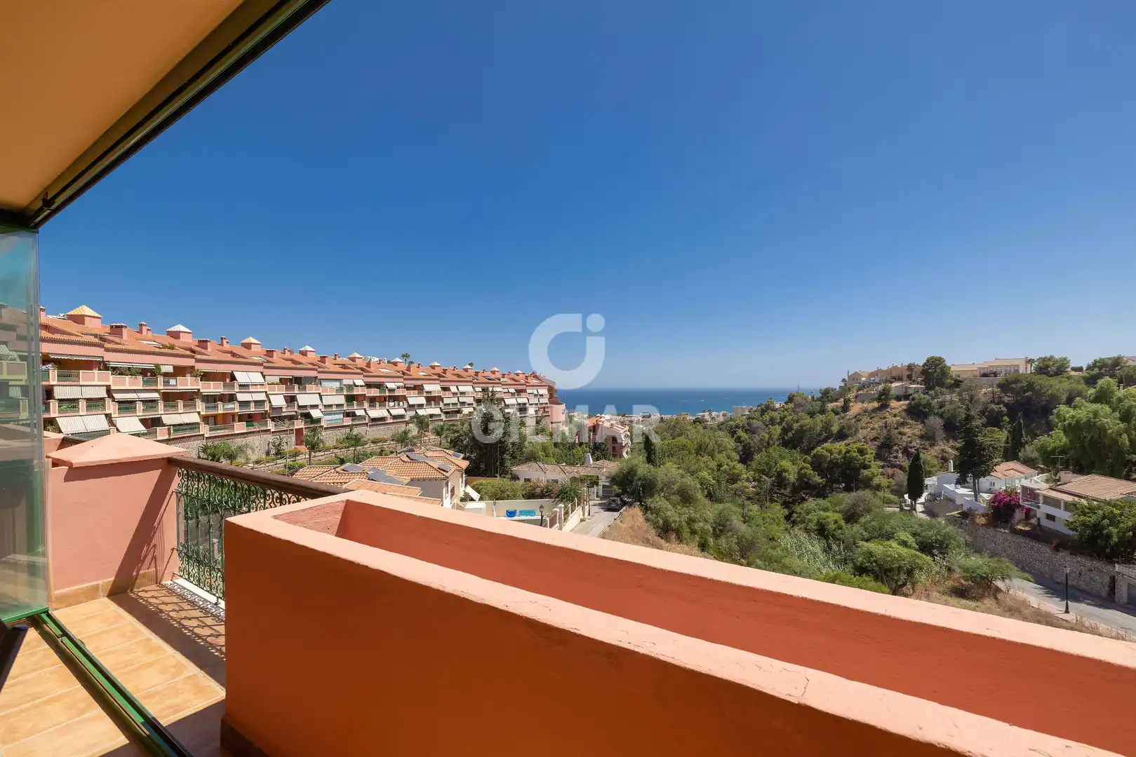 Vista exterior de Dúplex en venta en Fuengirola con Calefacción, Trastero y Piscina