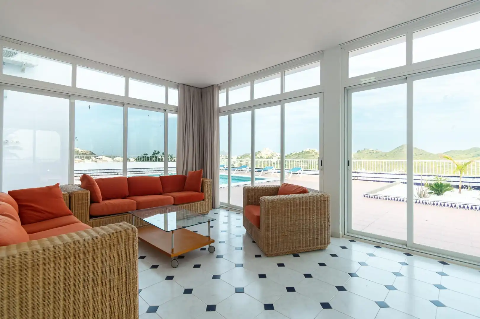 Sala d'estar de Casa o xalet en venda en Águilas amb Aire condicionat, Jardí privat i Terrassa
